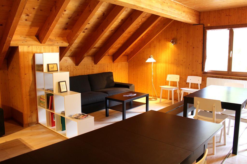 La Pierre A Catillon Moleson Pokoj fotografie